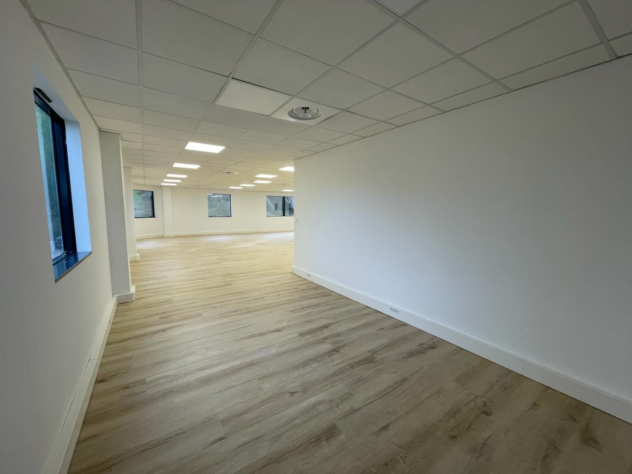 Bureau Aix-en-Provence 160m² Location bureau Aix-en-Provence Bouches-du-Rhône OLBUR2115090 5